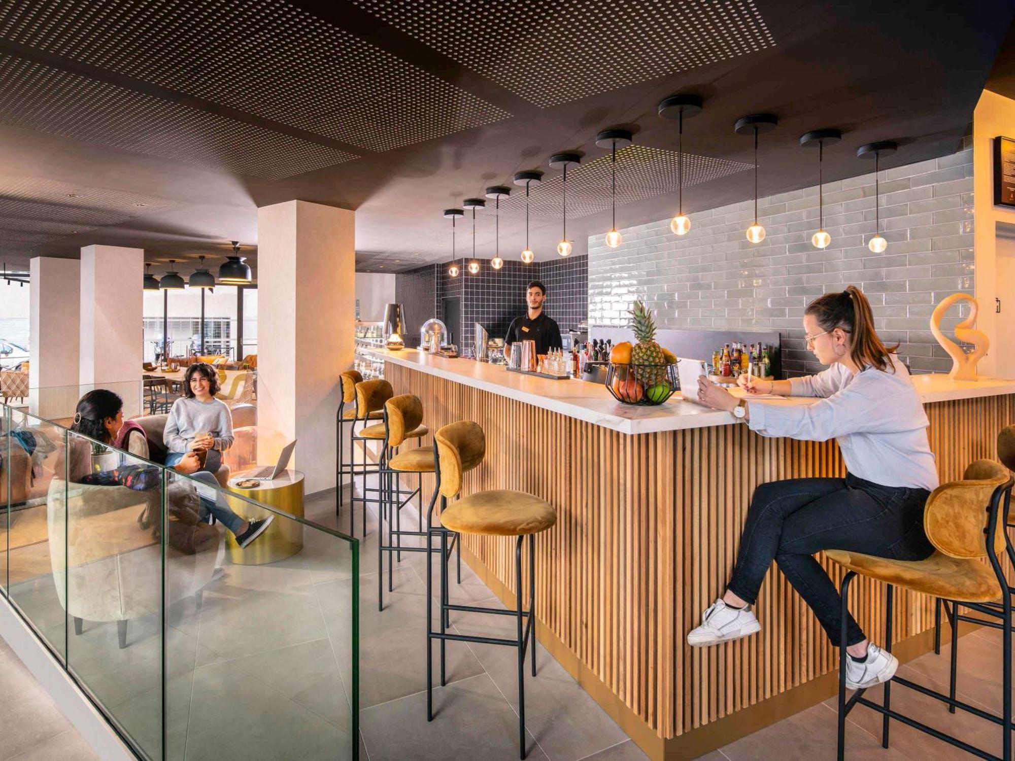 Novotel Paris 20 Belleville Eksteriør bilde